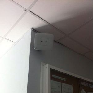 Antena de control de errantes de 1.5 metros de cobertura.